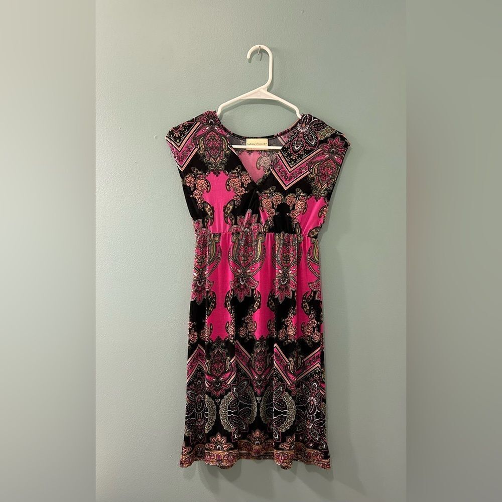 NWOT … BOBBIE BROOKS “Size: S” Colorful Dress